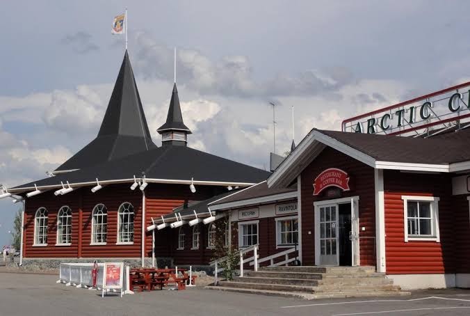 Santa Claus Holiday Village, Rovaniemi